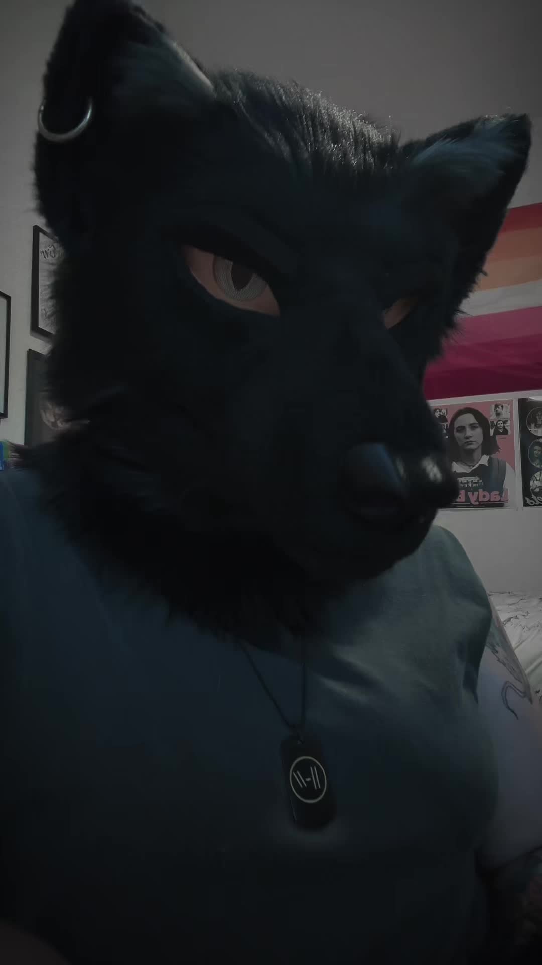 @bloomingcaracal