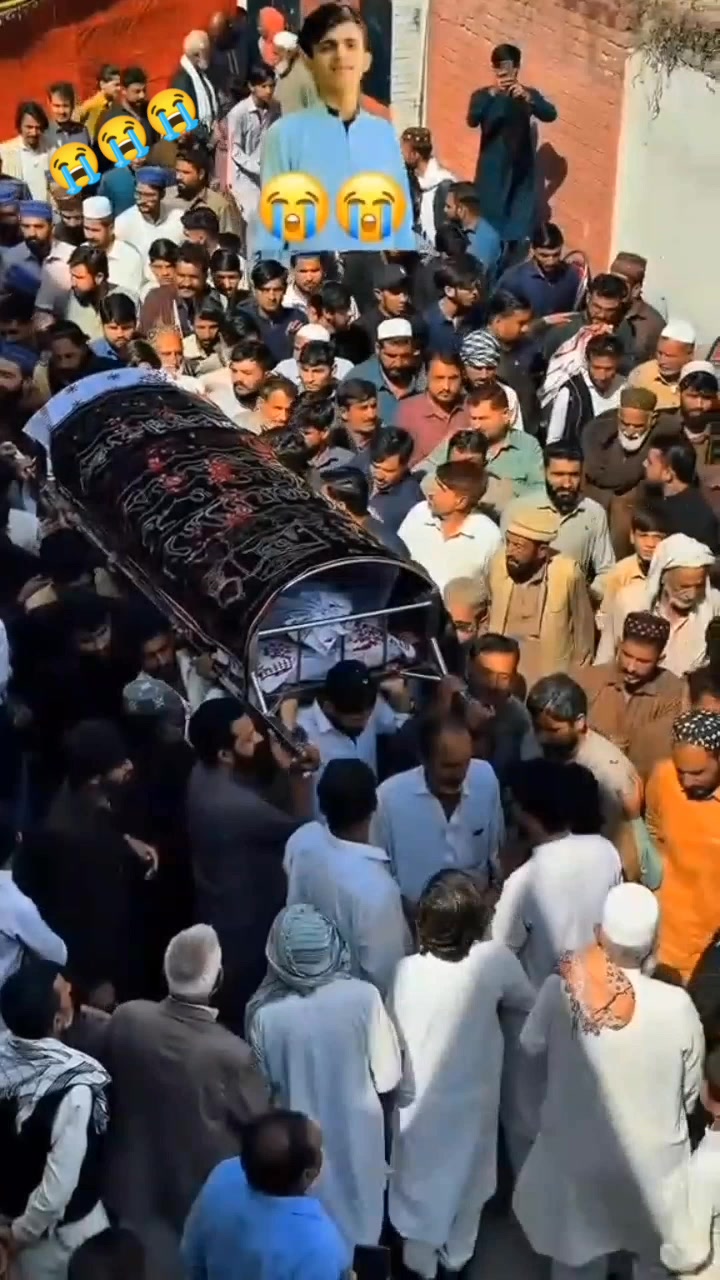 @SHERAZ LIVE