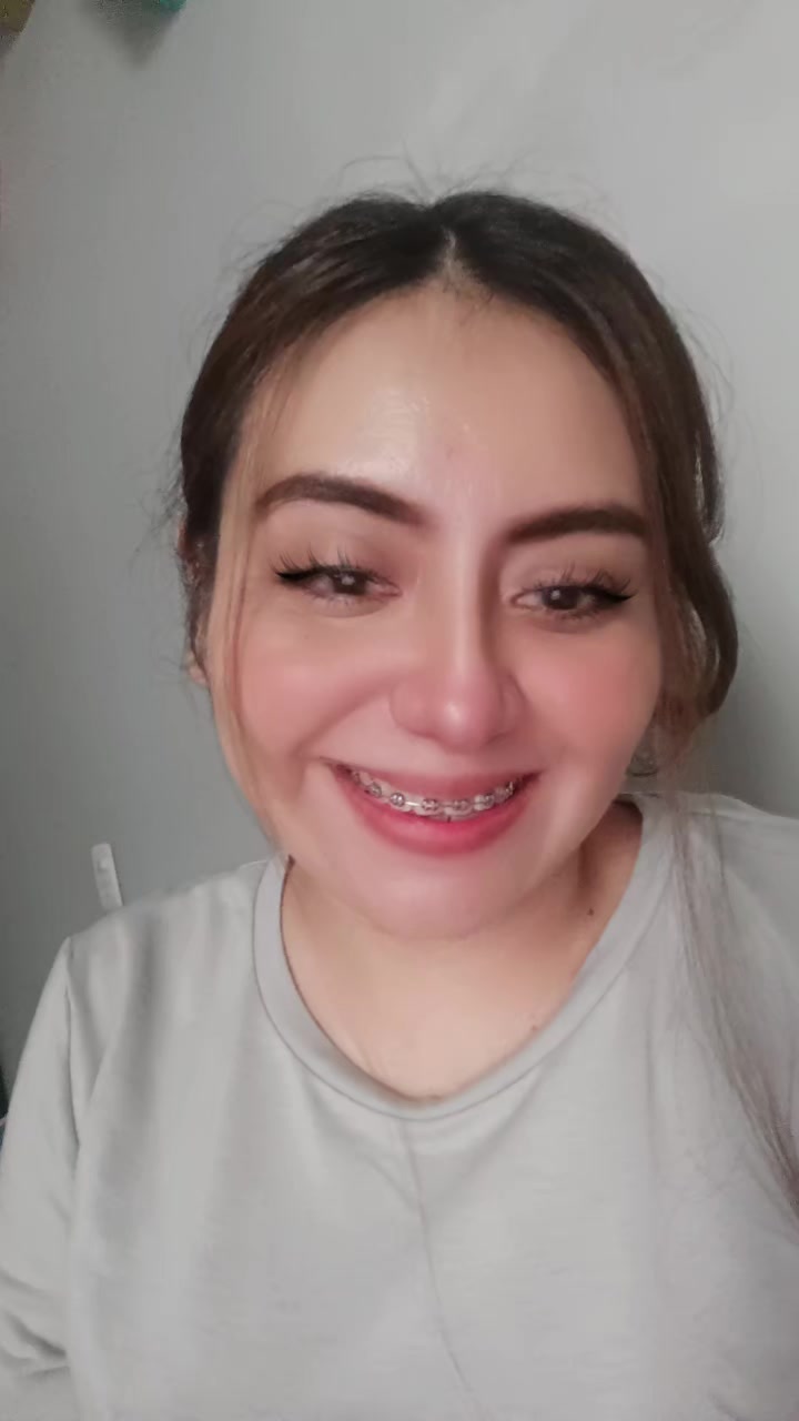 @LariItzel Vela