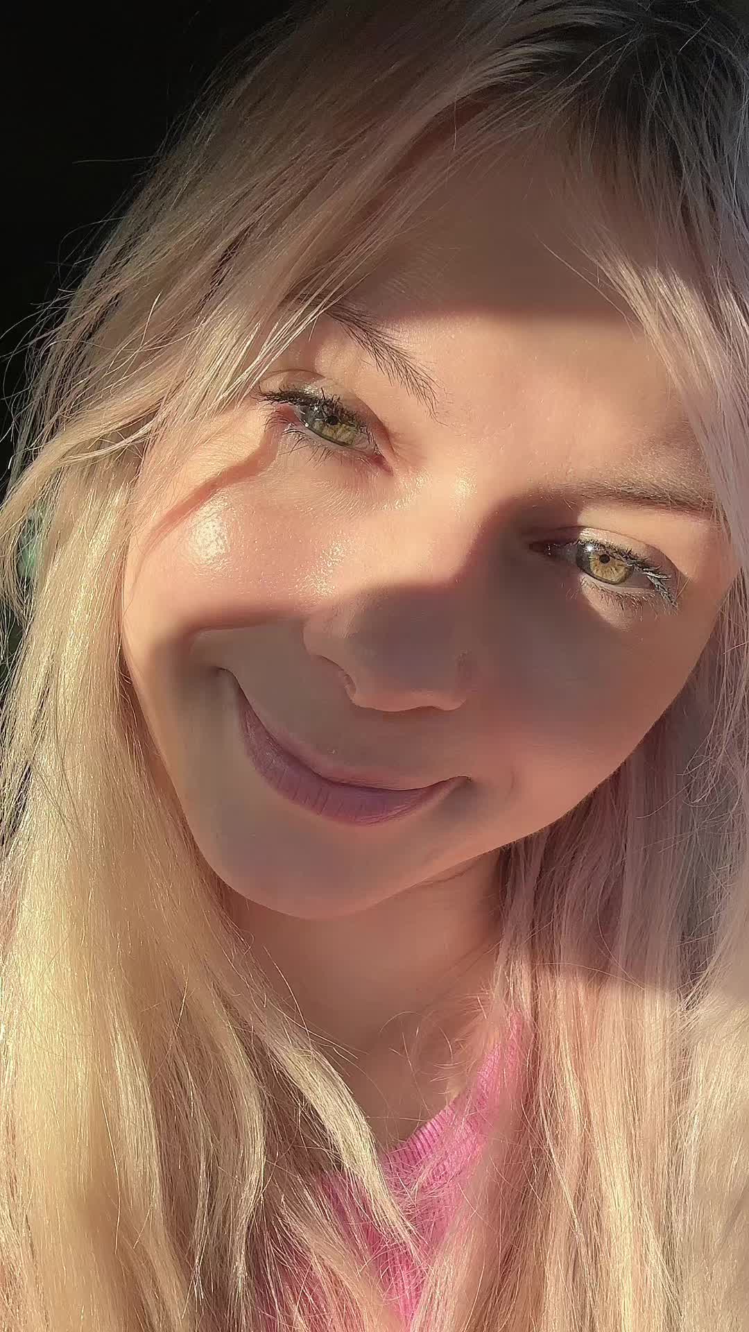 @SmileyDani158