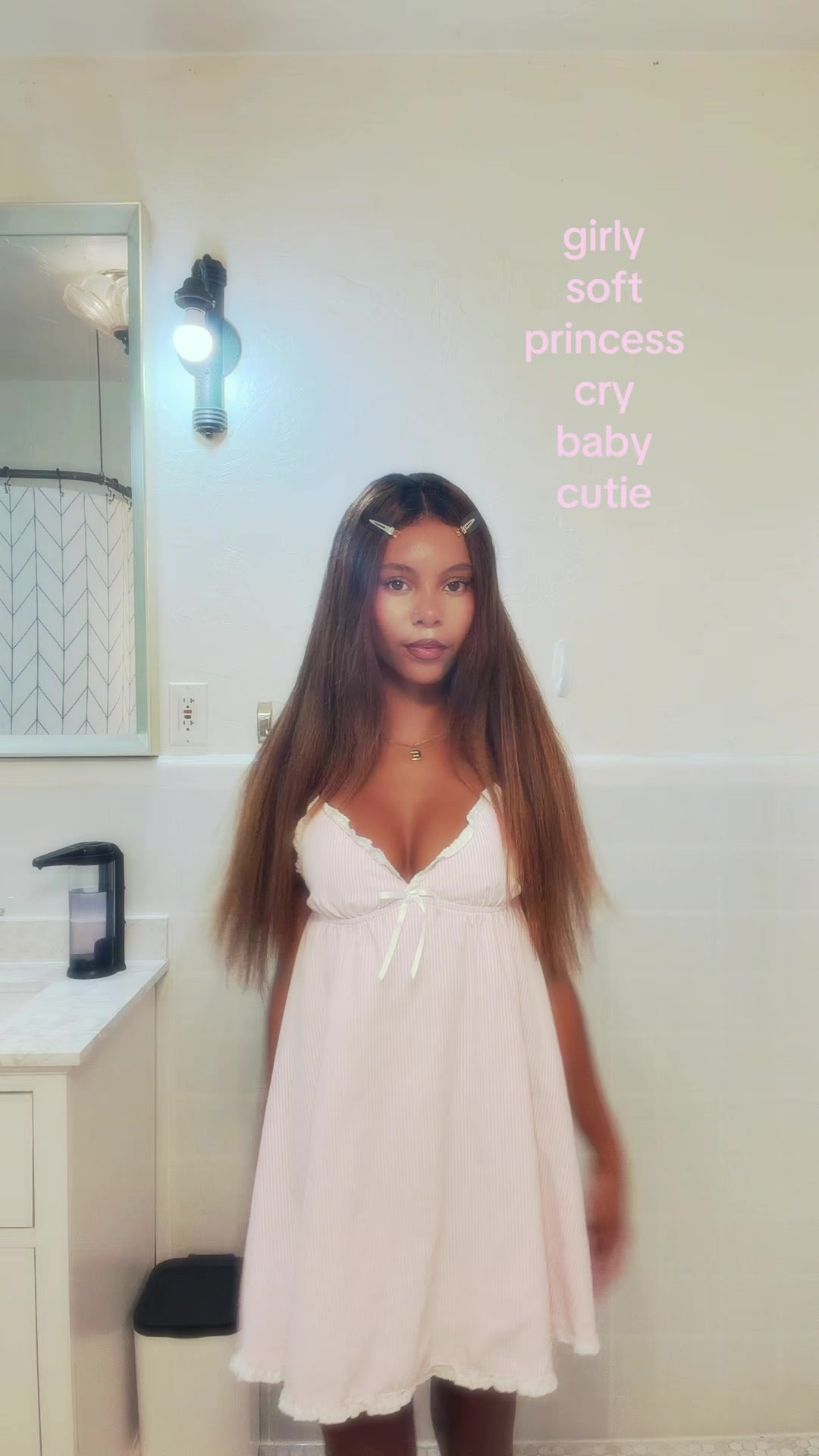 @elle nevae