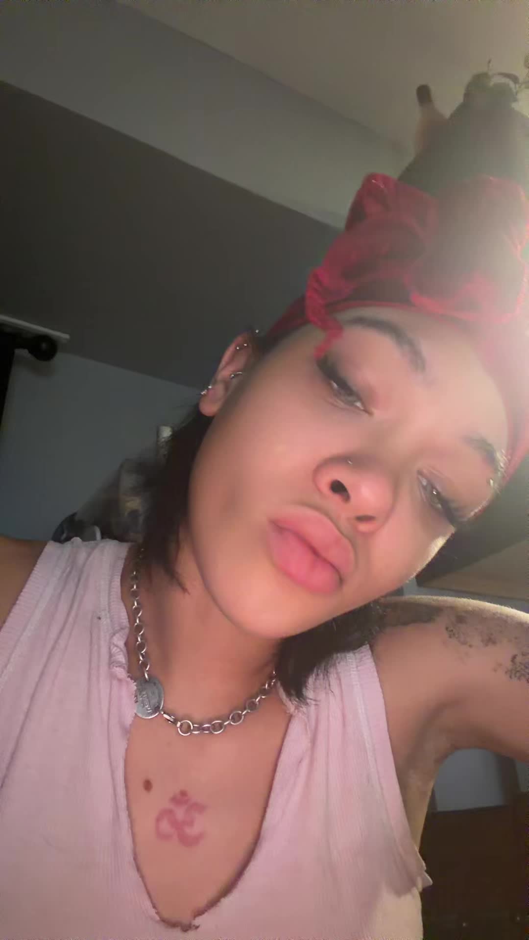 @Navadaqueen