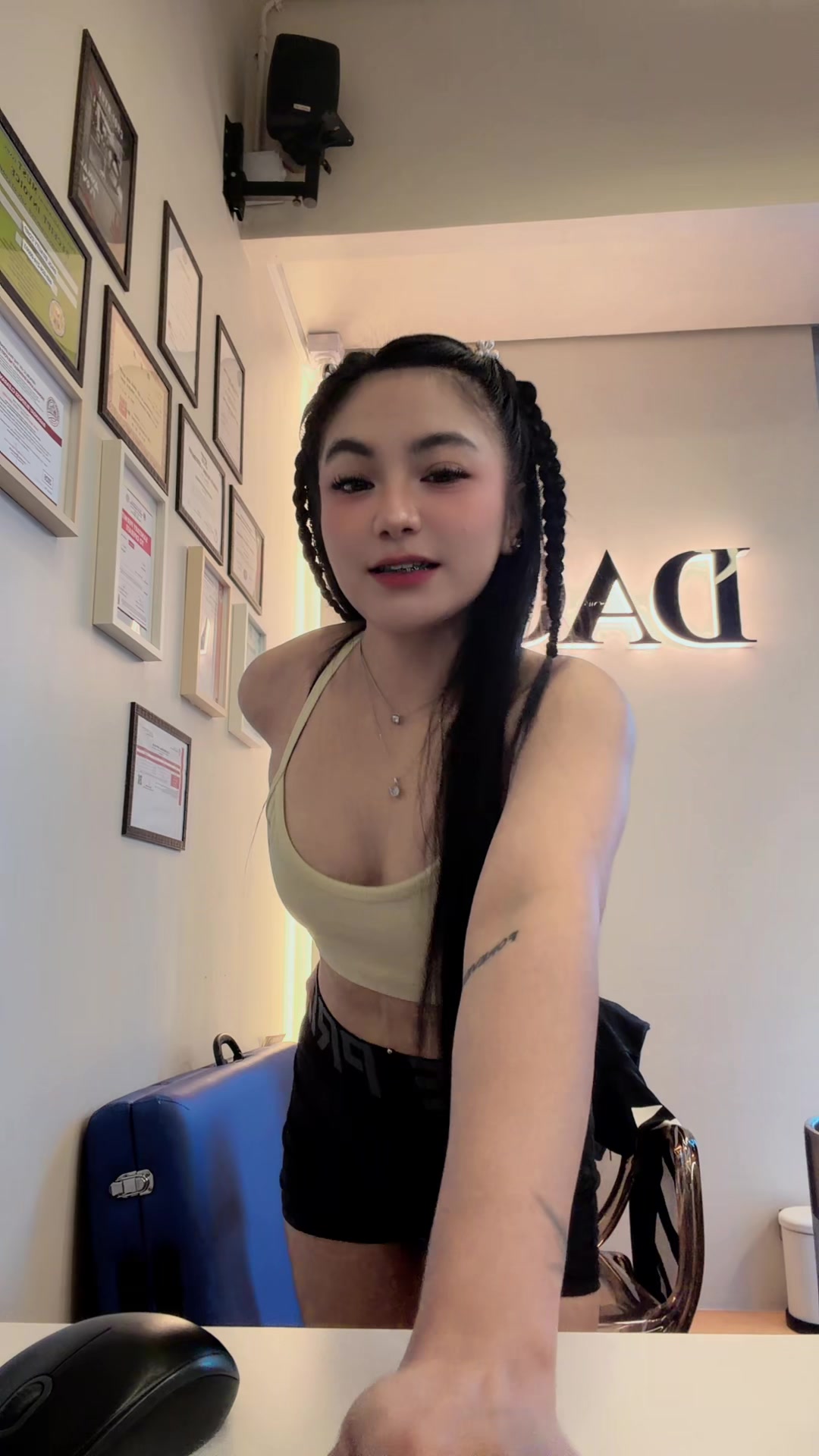 @KEITHANN