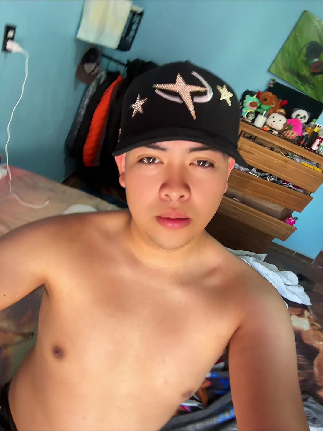 @โฐ๐ ๐ฉ๐๐ฉโ 21