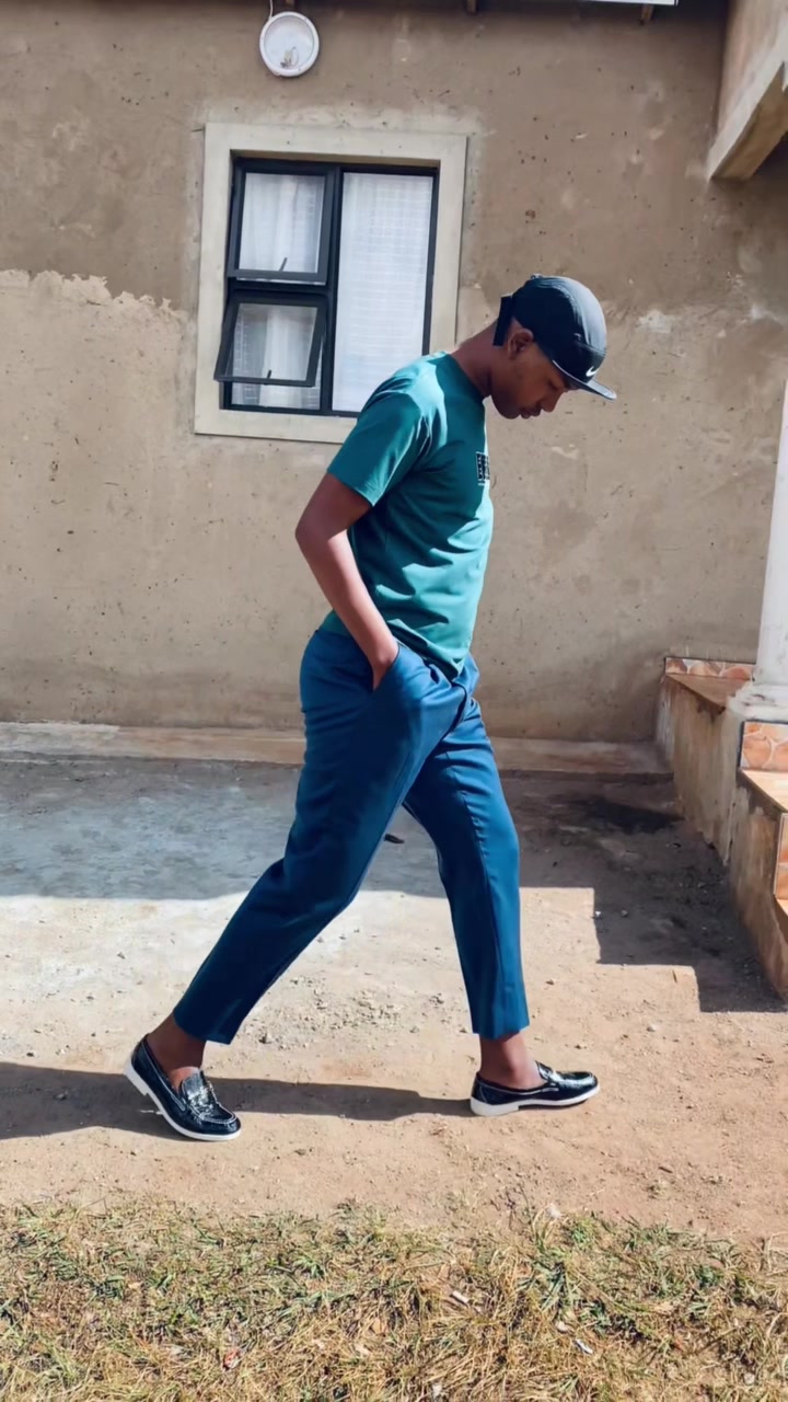 @Sphephel⭕️ Nkomonde