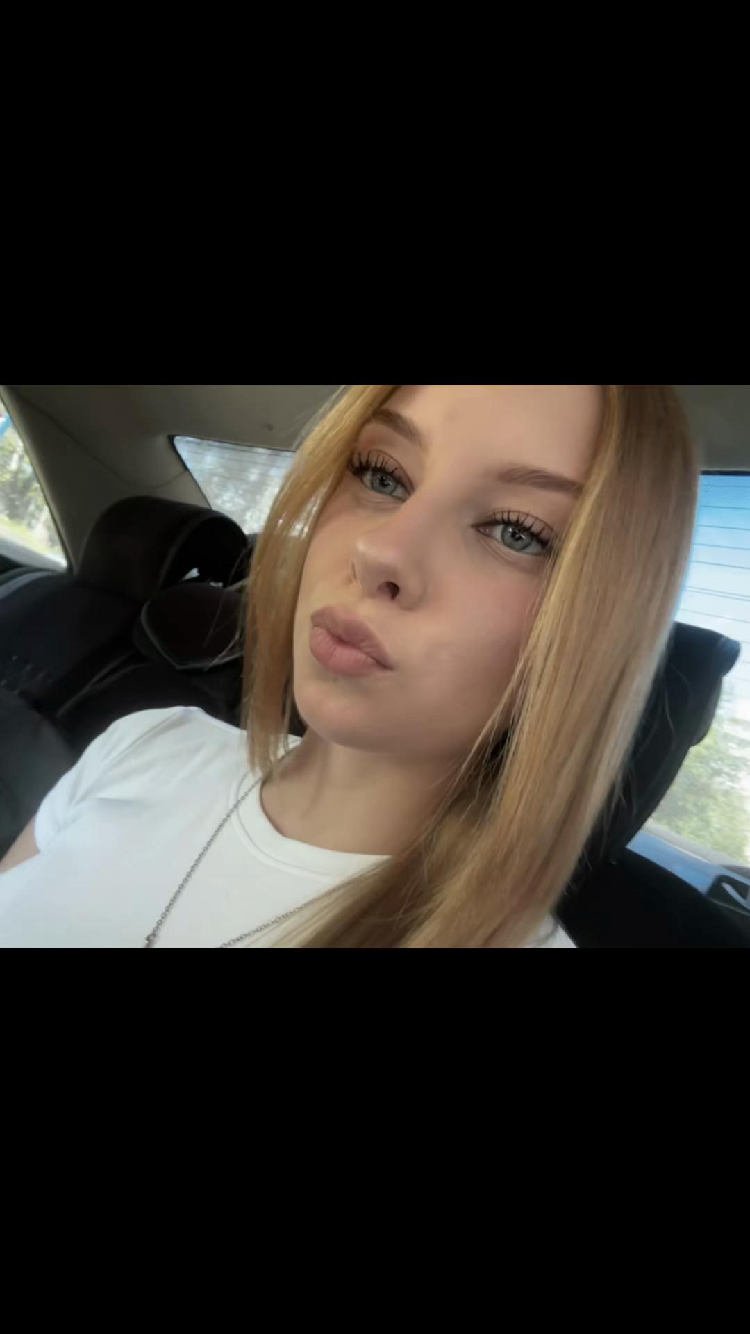 @adamova38