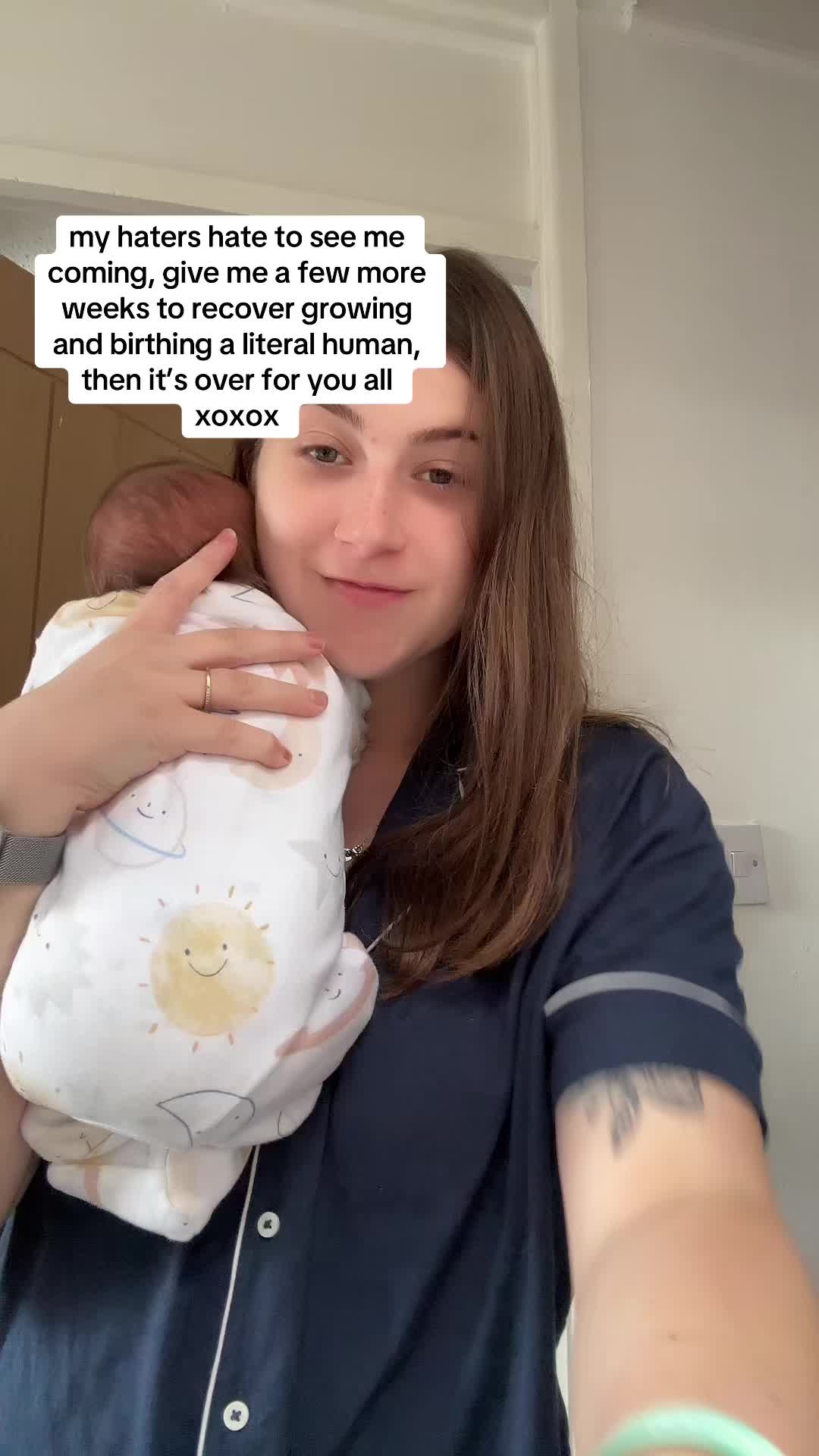 @izzyandtwo