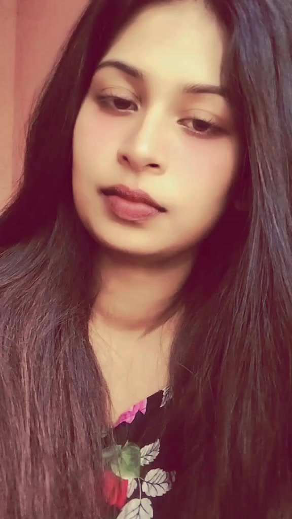 @𝗣 💋🥂