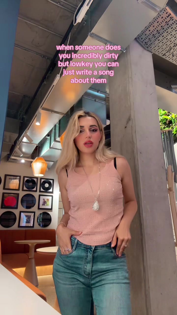 @Dasha Day