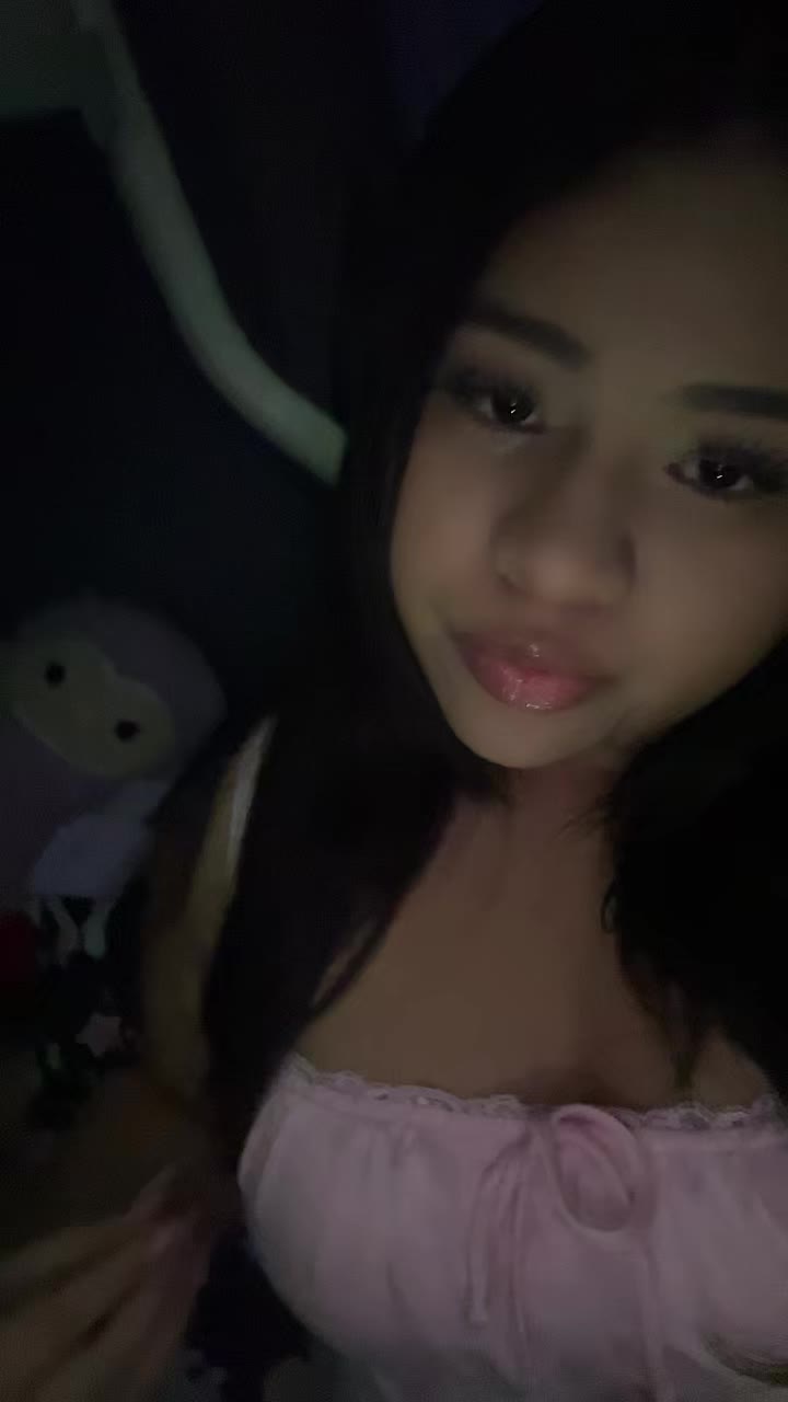 @Emi melanie