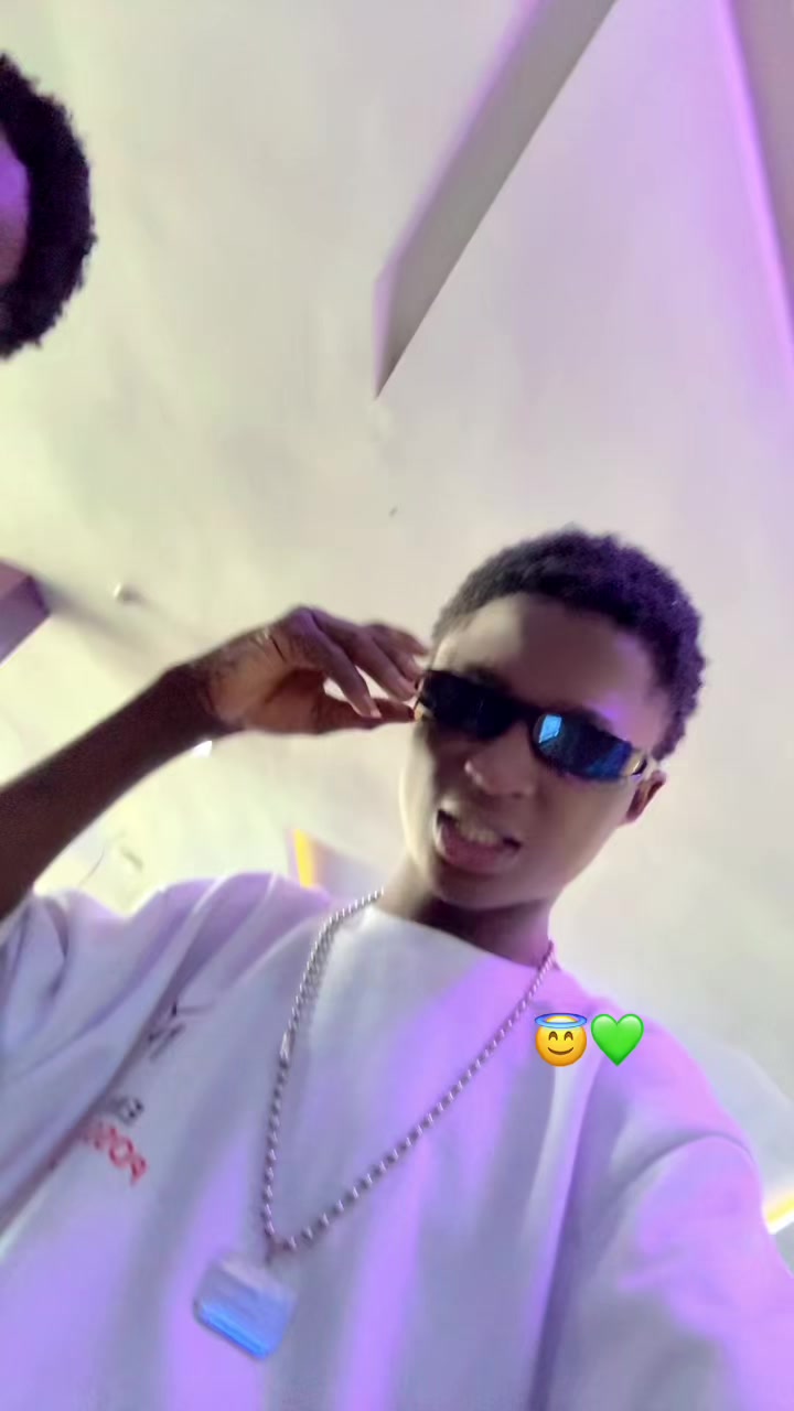 @Star ⭐️ Boy 🥳