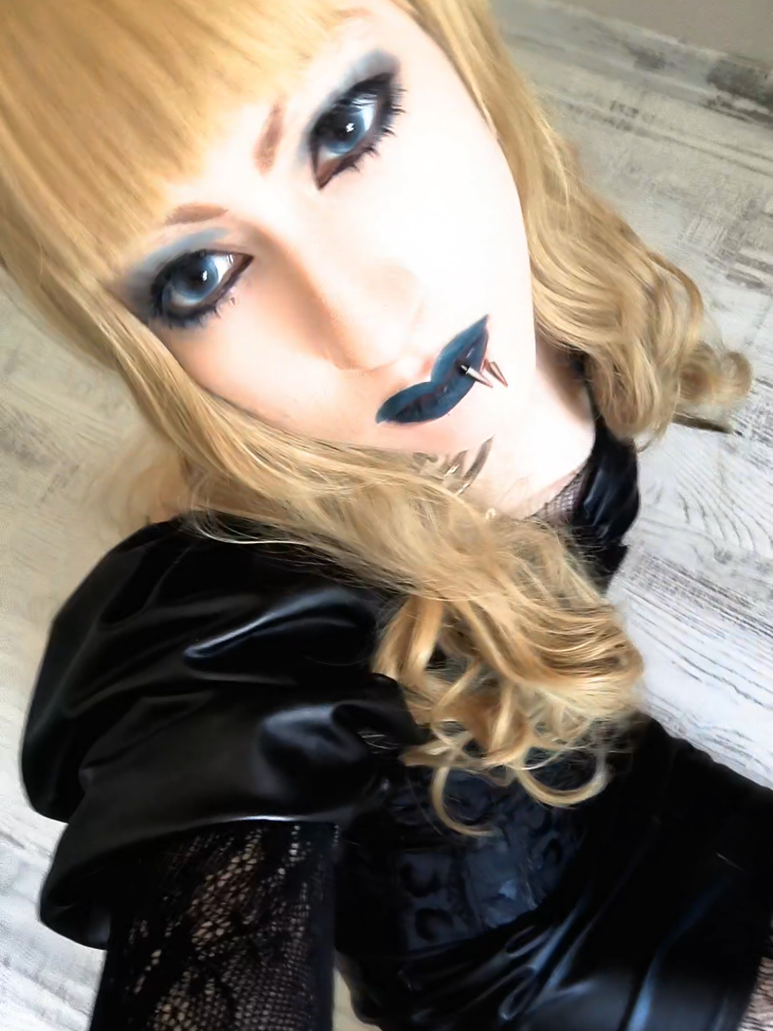 @naki ≽^• ˕ • ྀི≼
