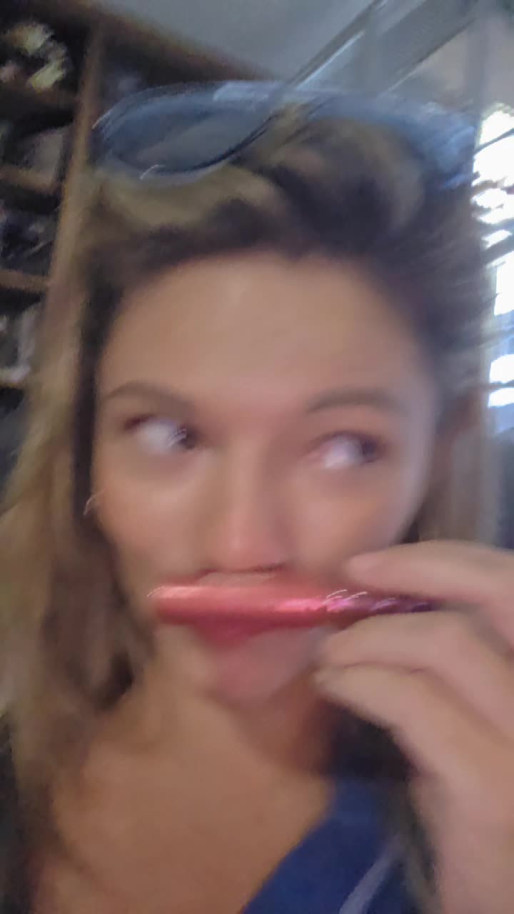@Nicci G