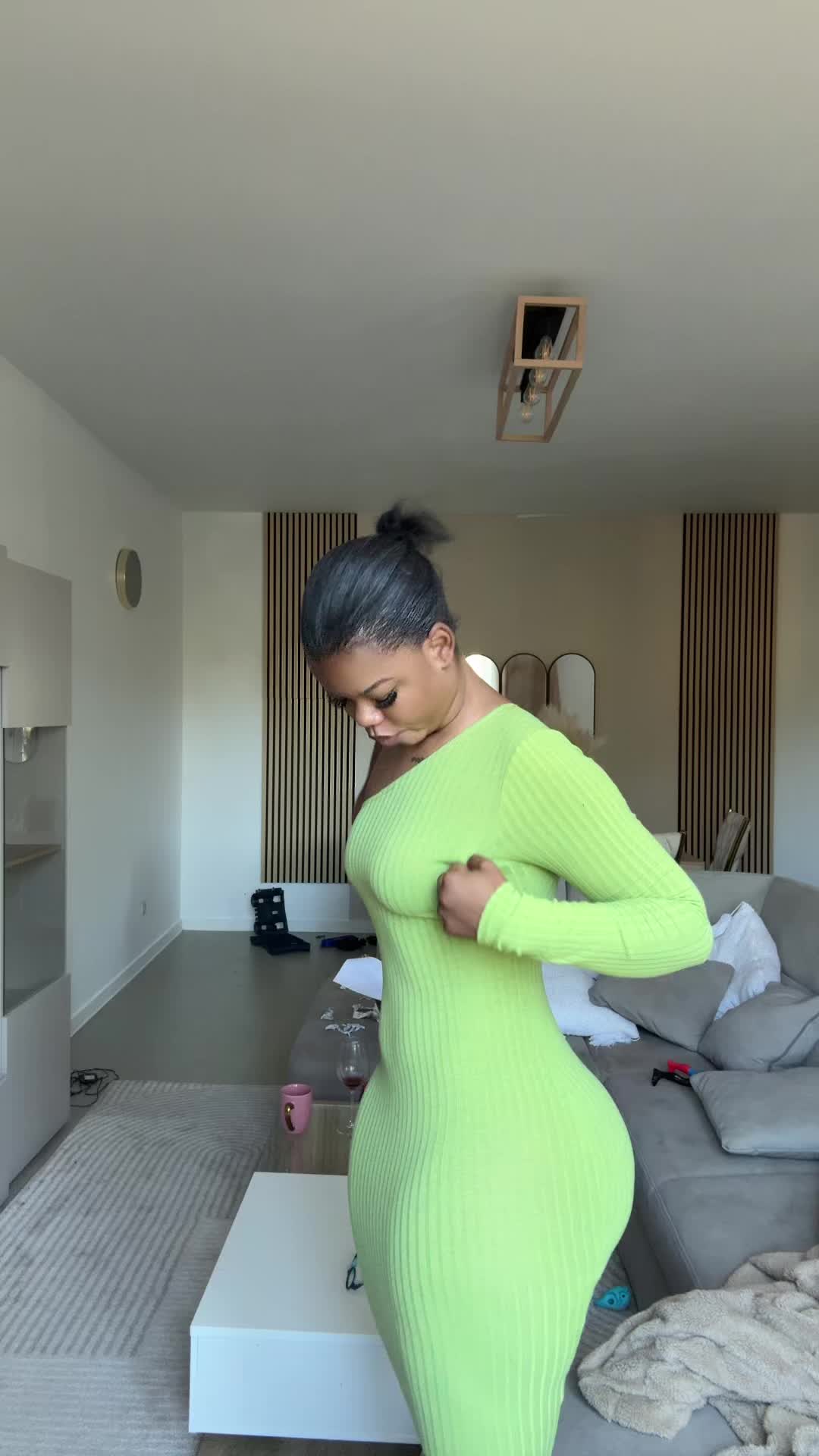 @Blackquenn15