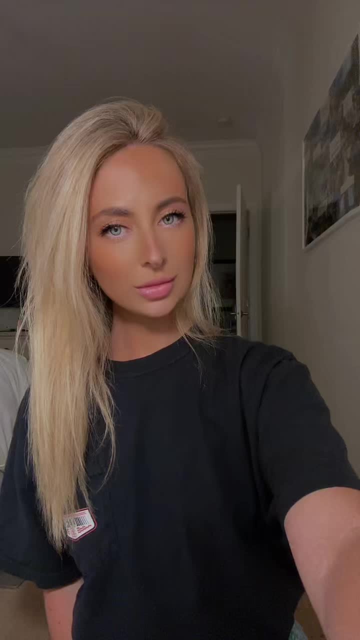 @Cam👱🏼♀️