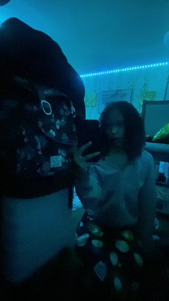 @&times;nilo&times;