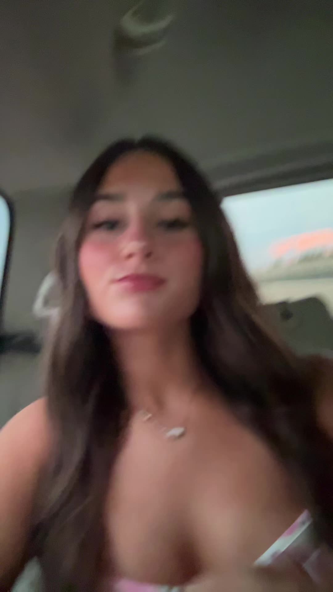 @ella bella