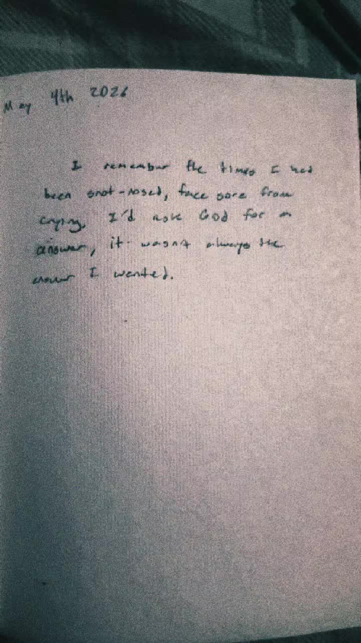 @ash✮♱