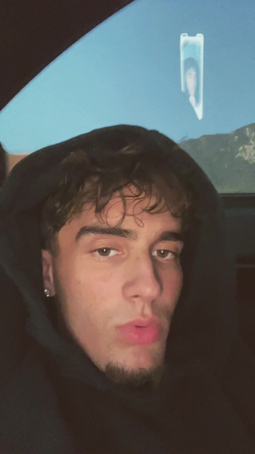 @niki