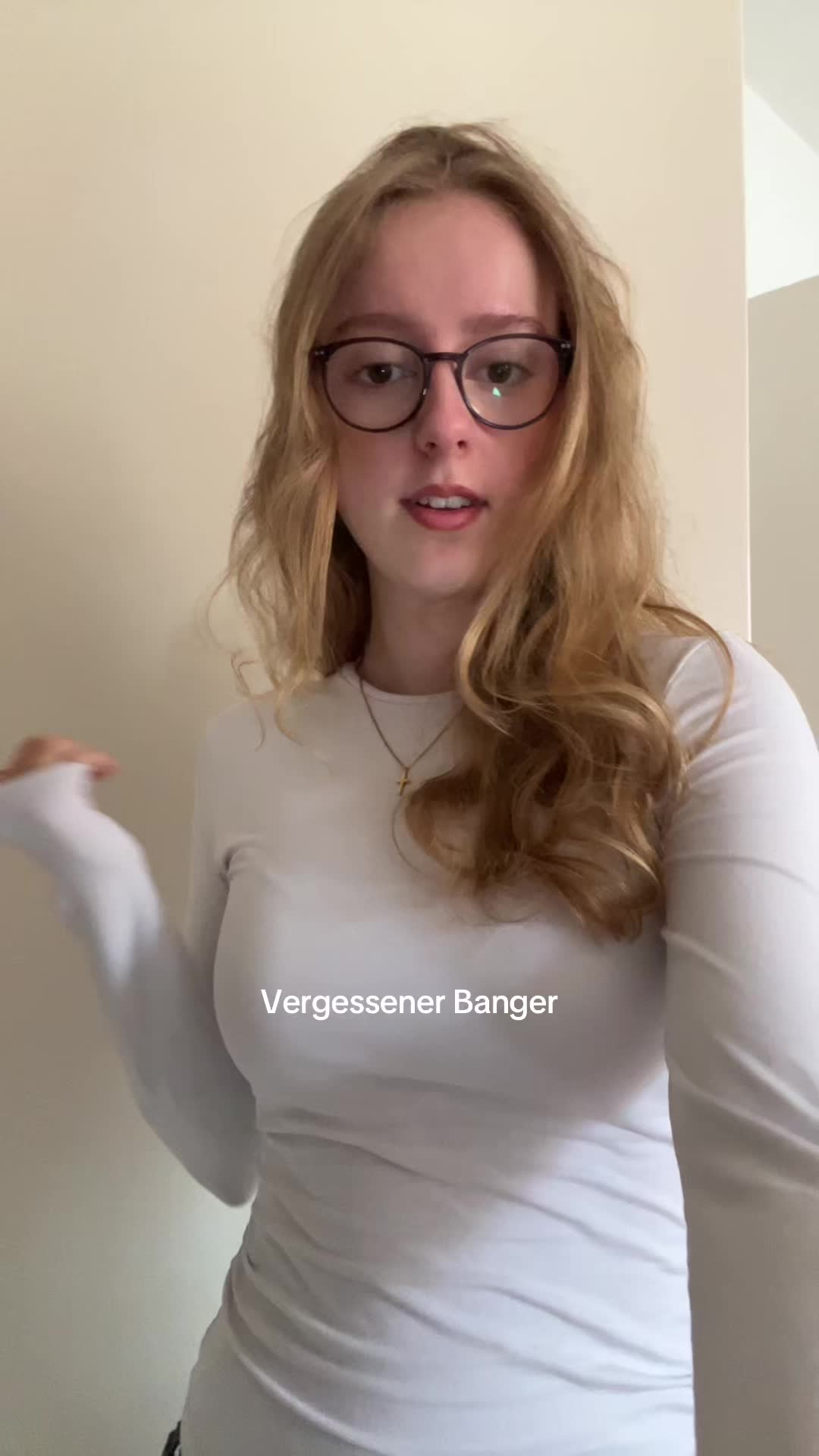 @leahmariiiie