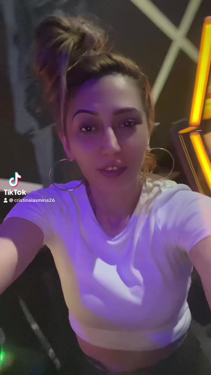 @cristinaiasminastefania