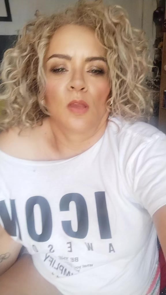 @ELI_FLO2000