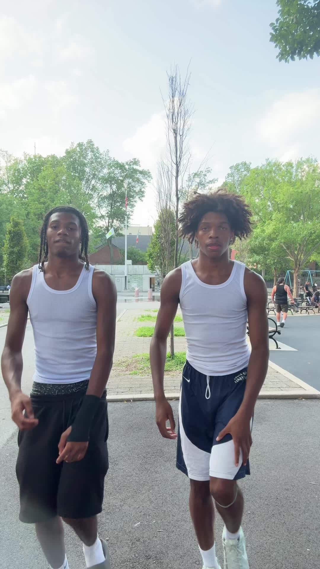 @J2🧌