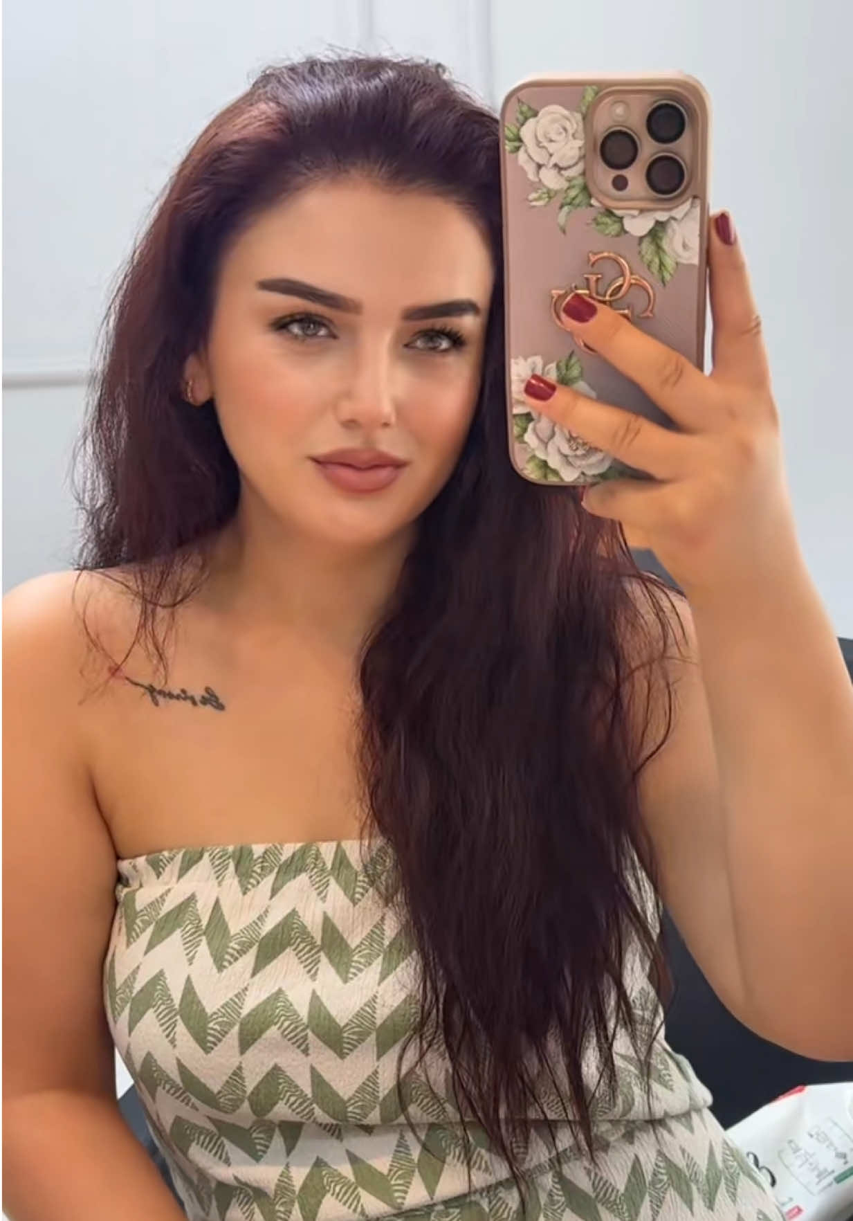 @msBELLAyvz