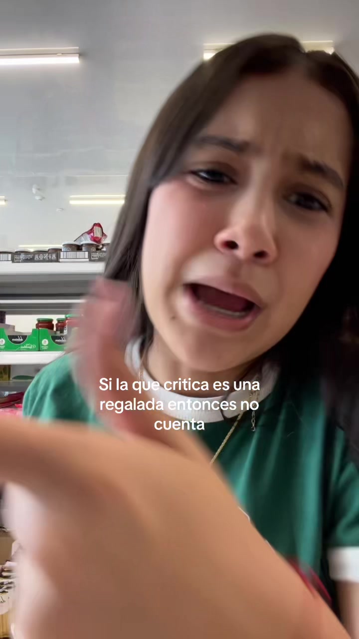 @Lu M