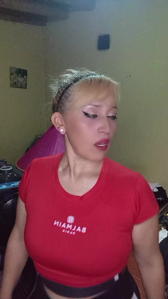 @Stella Cortez