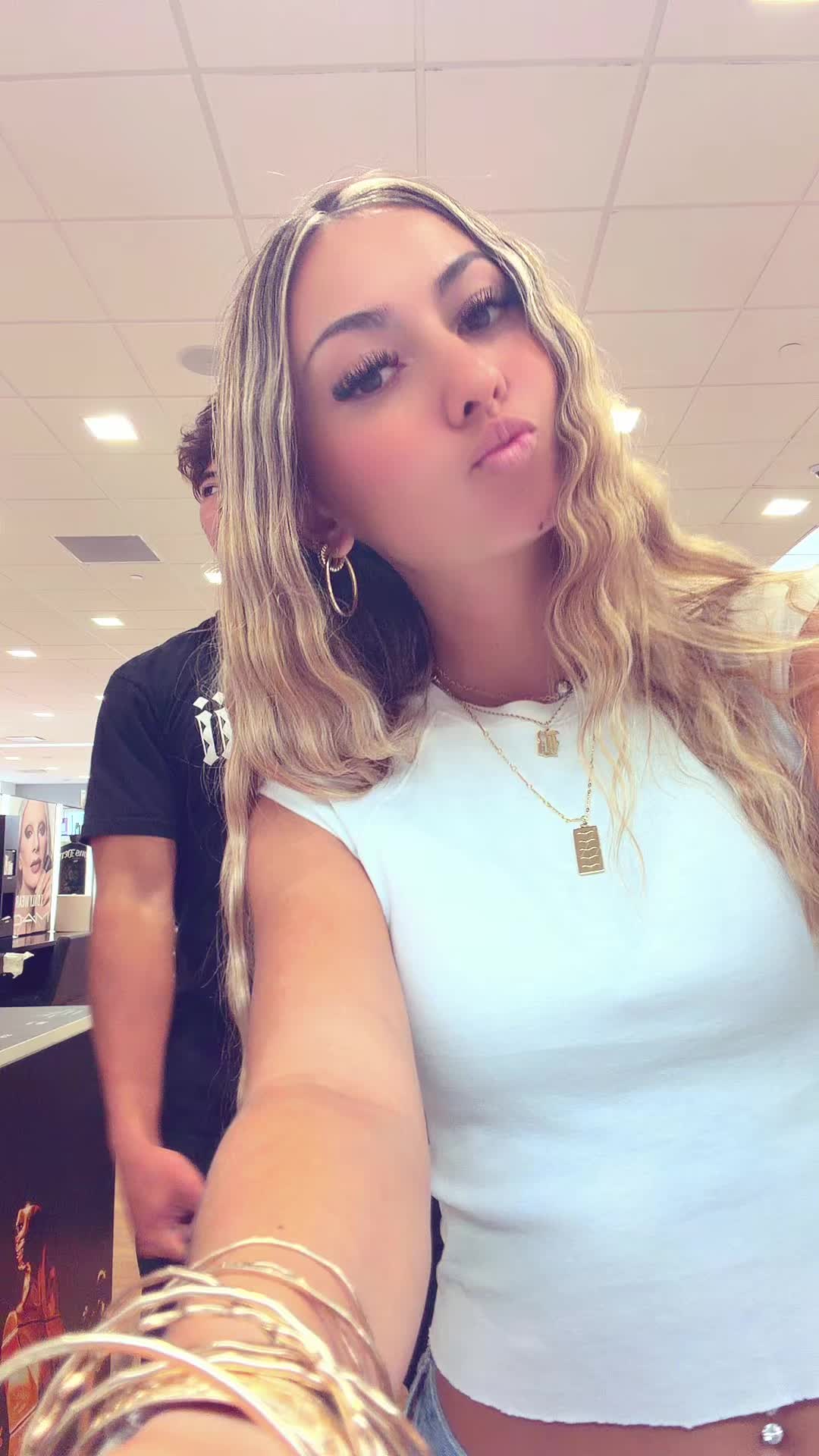 @LYSAA