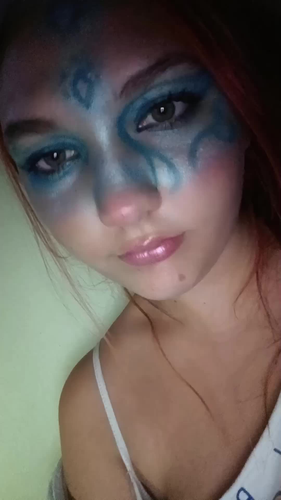 @isabella