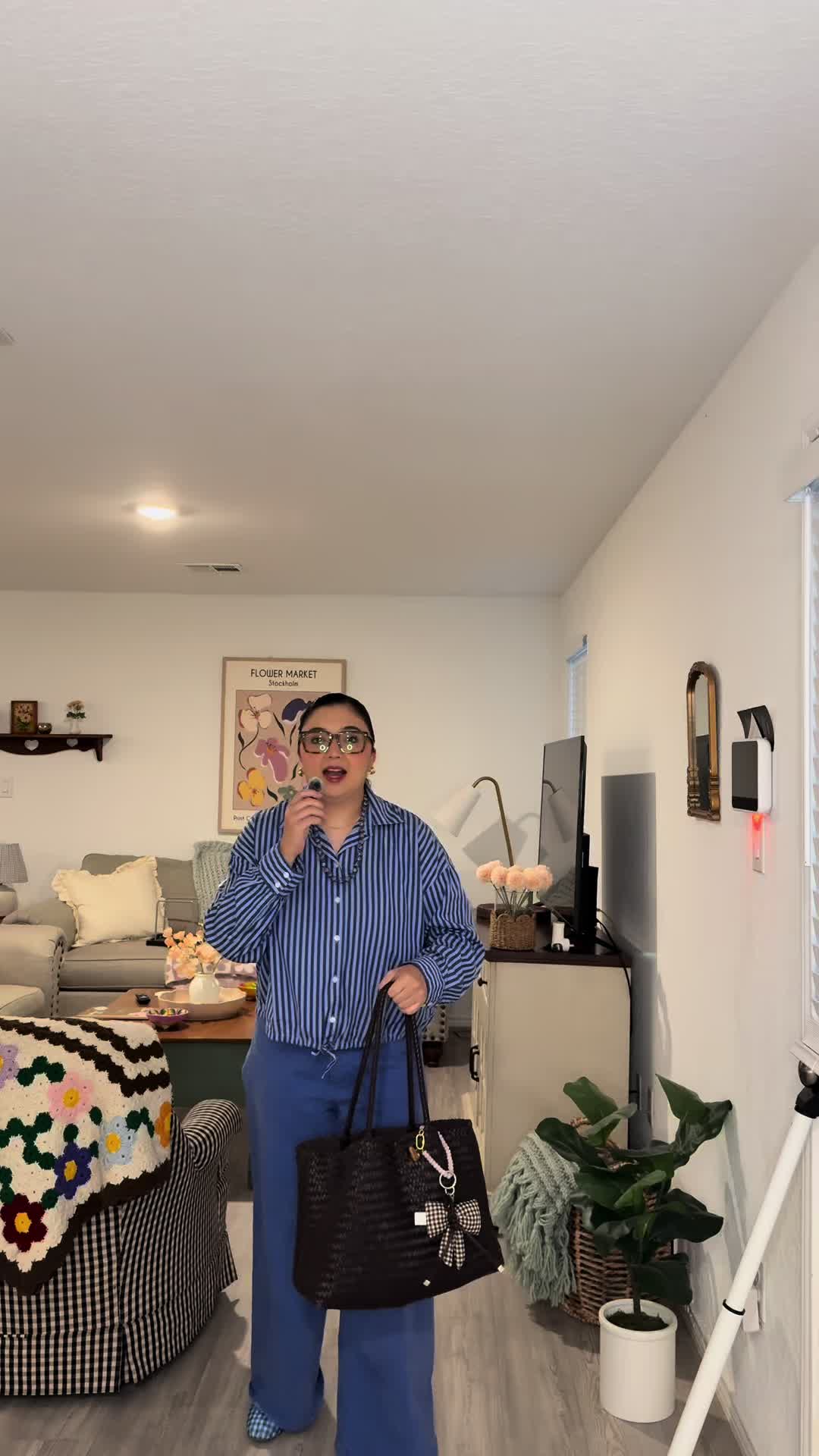 @Ana 🐝🌼🪩