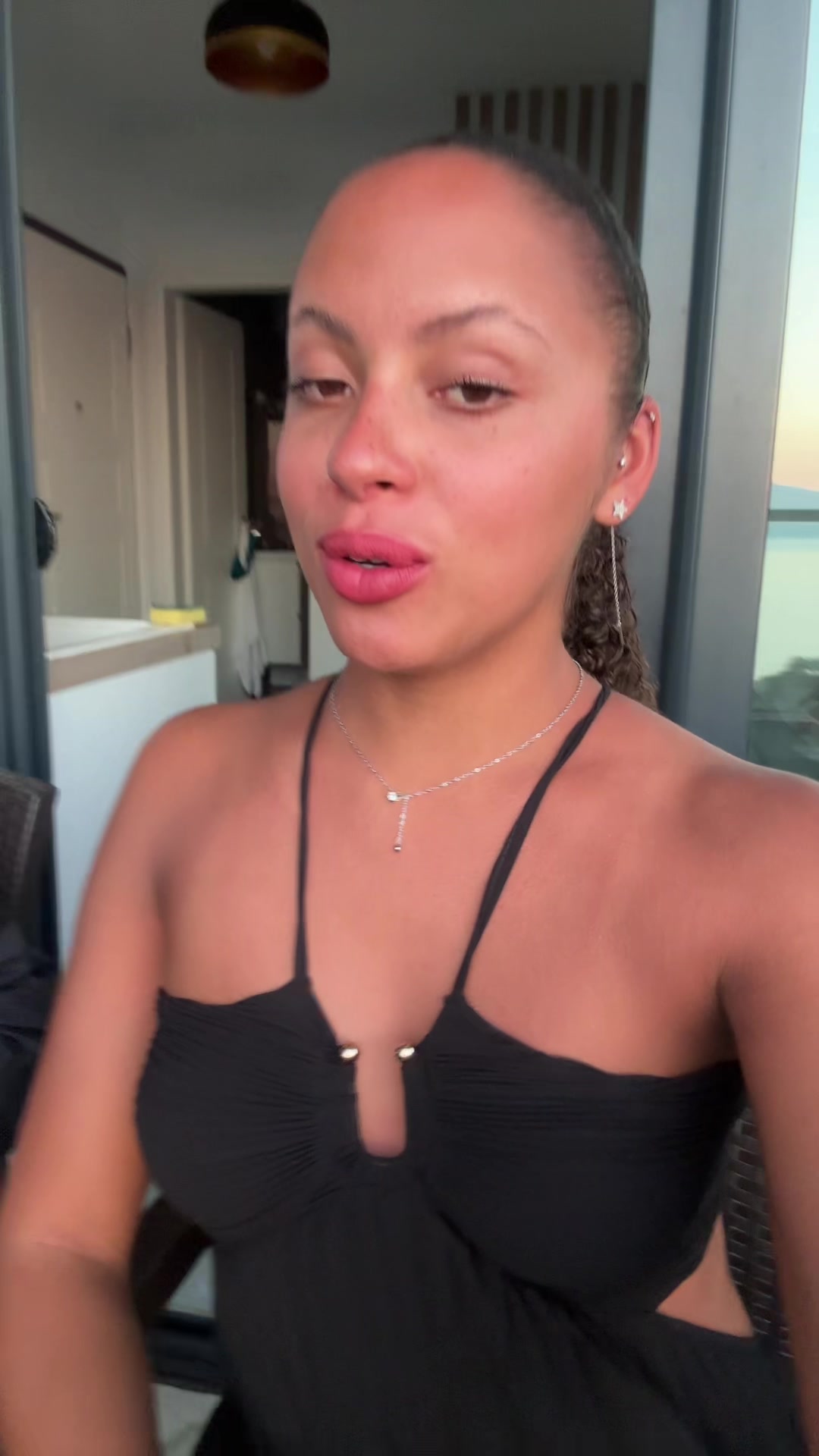 @karolina.bdx