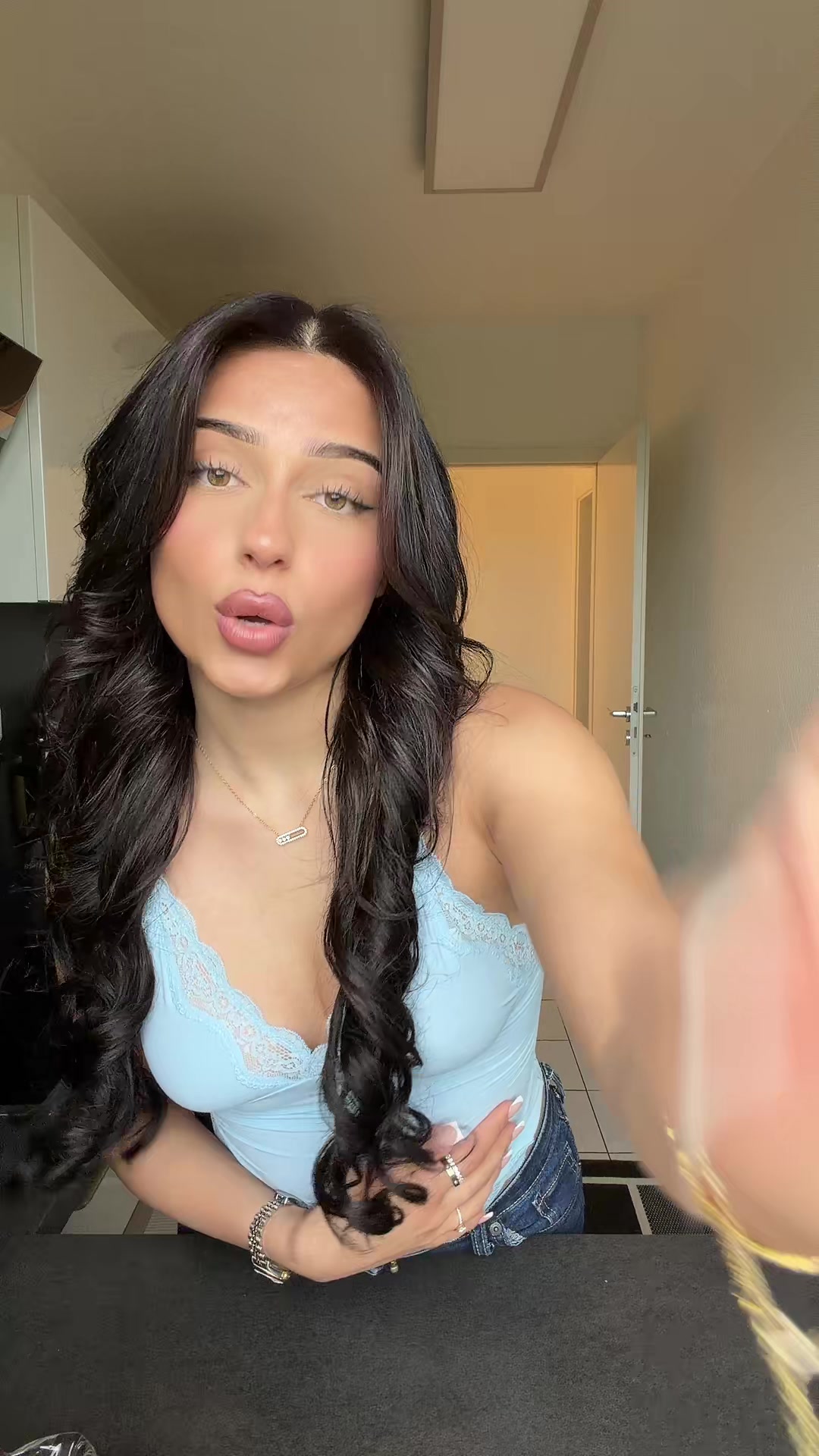 @avenda