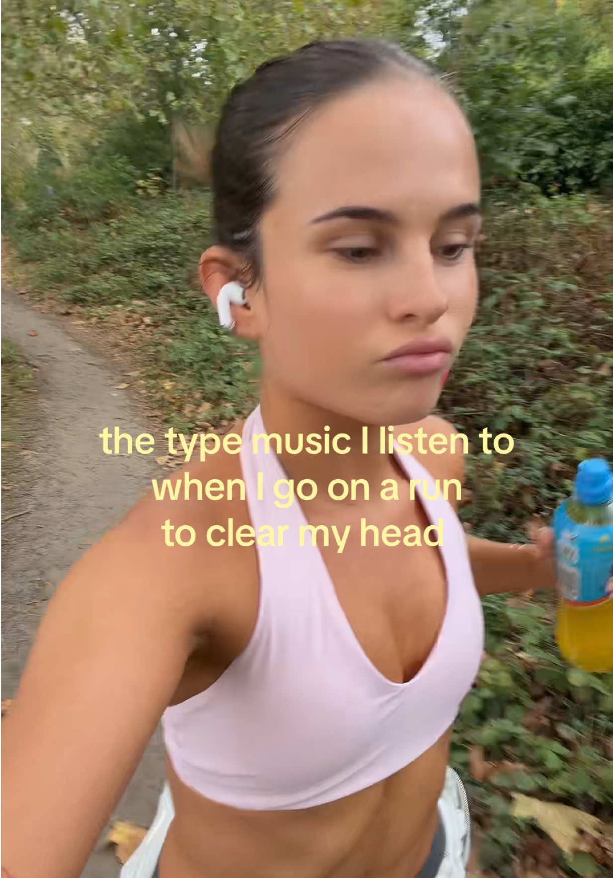 @Evie Clark