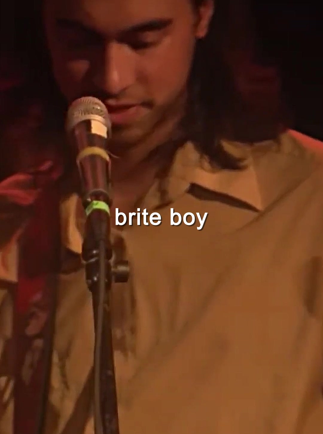 @alex g fan