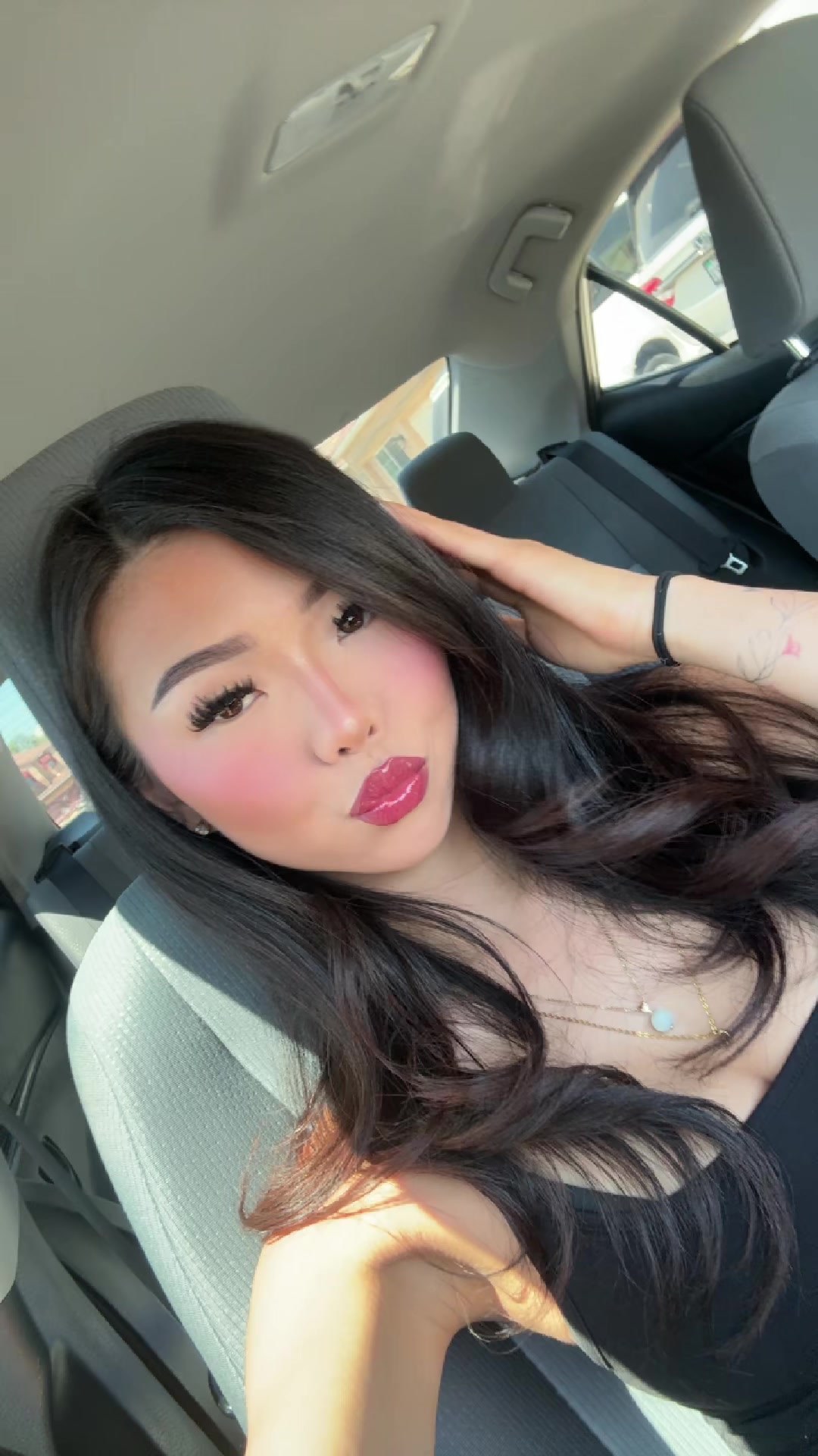 @annika