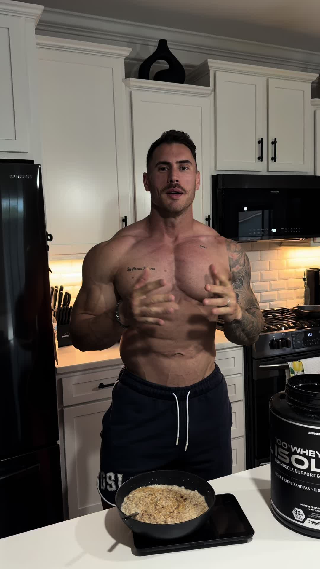 @Brady Barnes | IFBB PRO