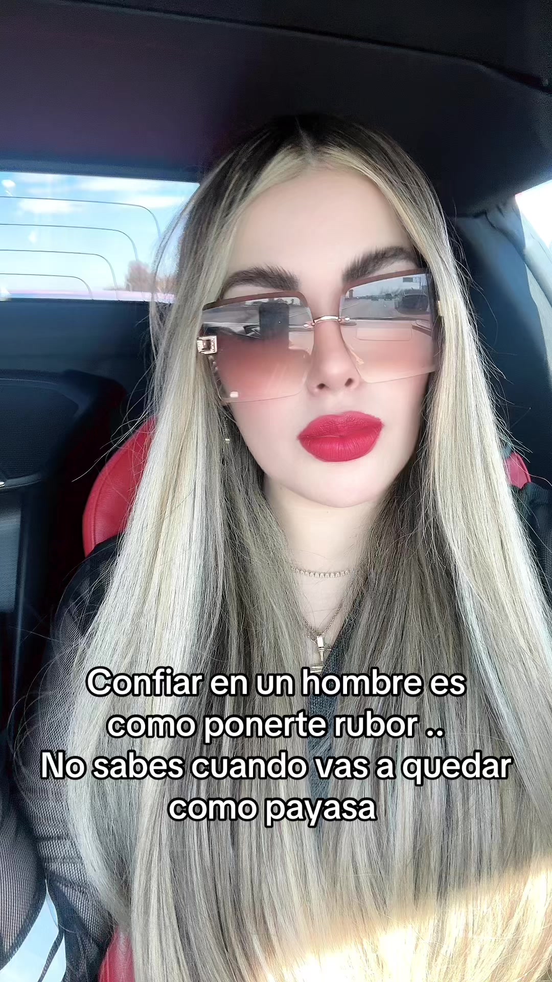 @vanesza_hurtado
