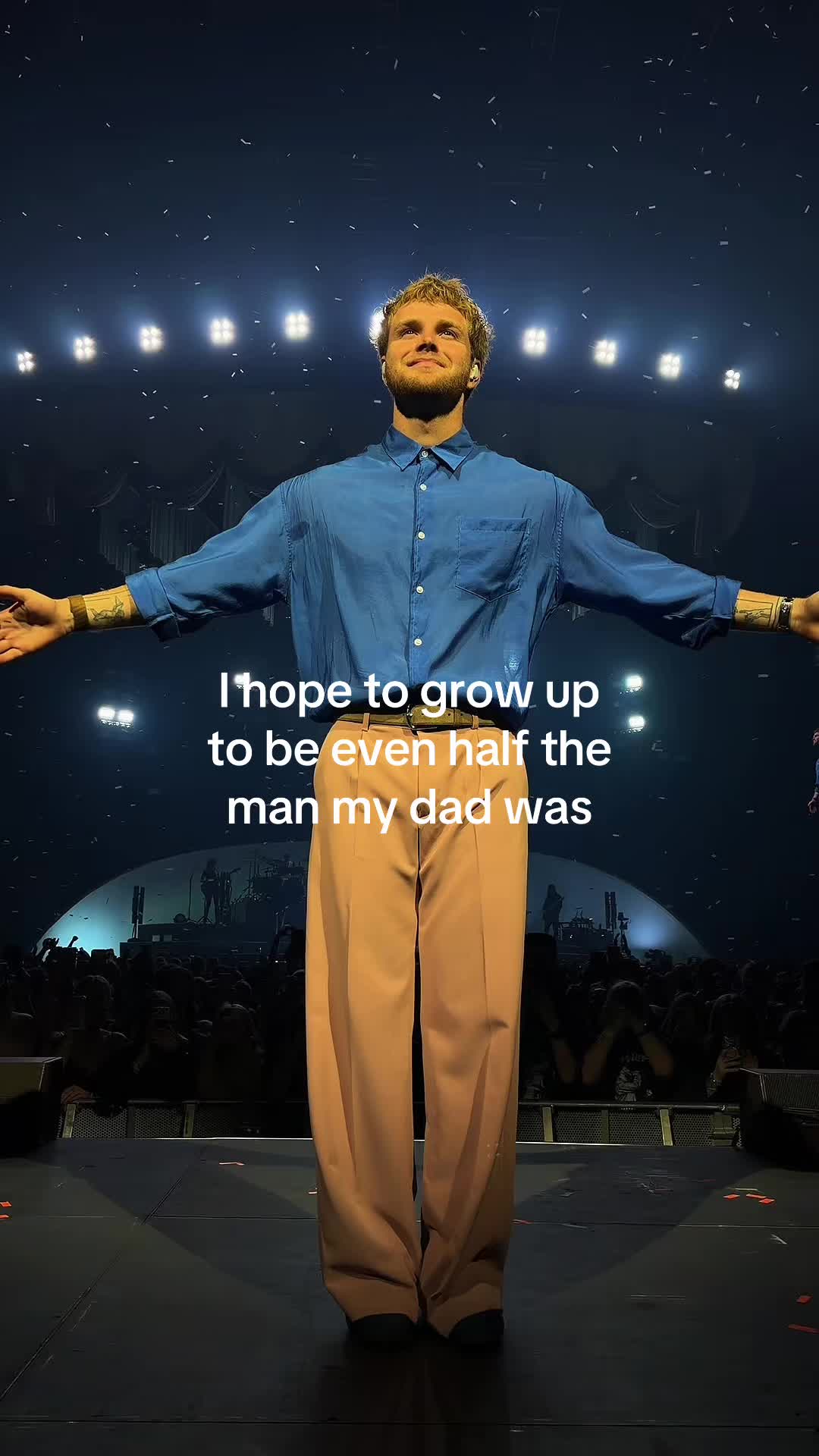 @Alex Warren