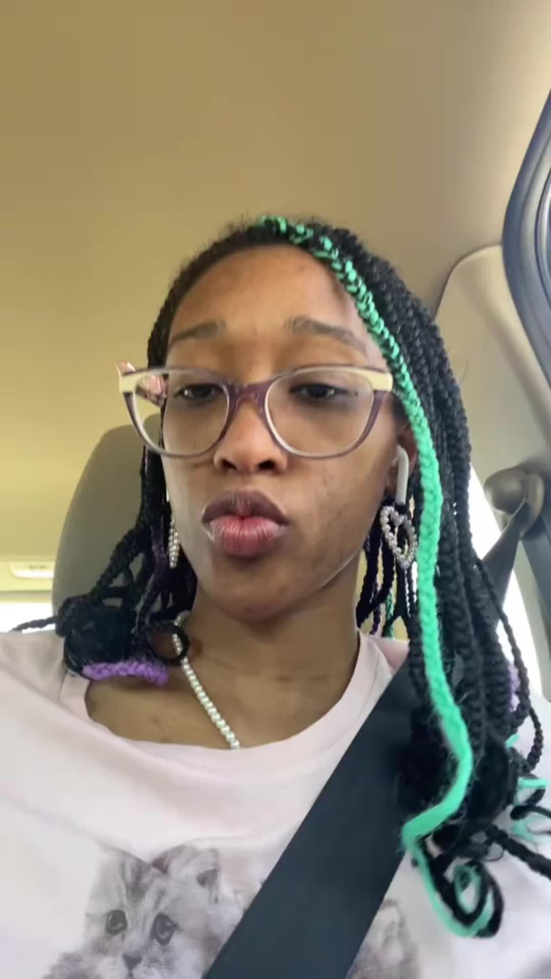 @Shayla