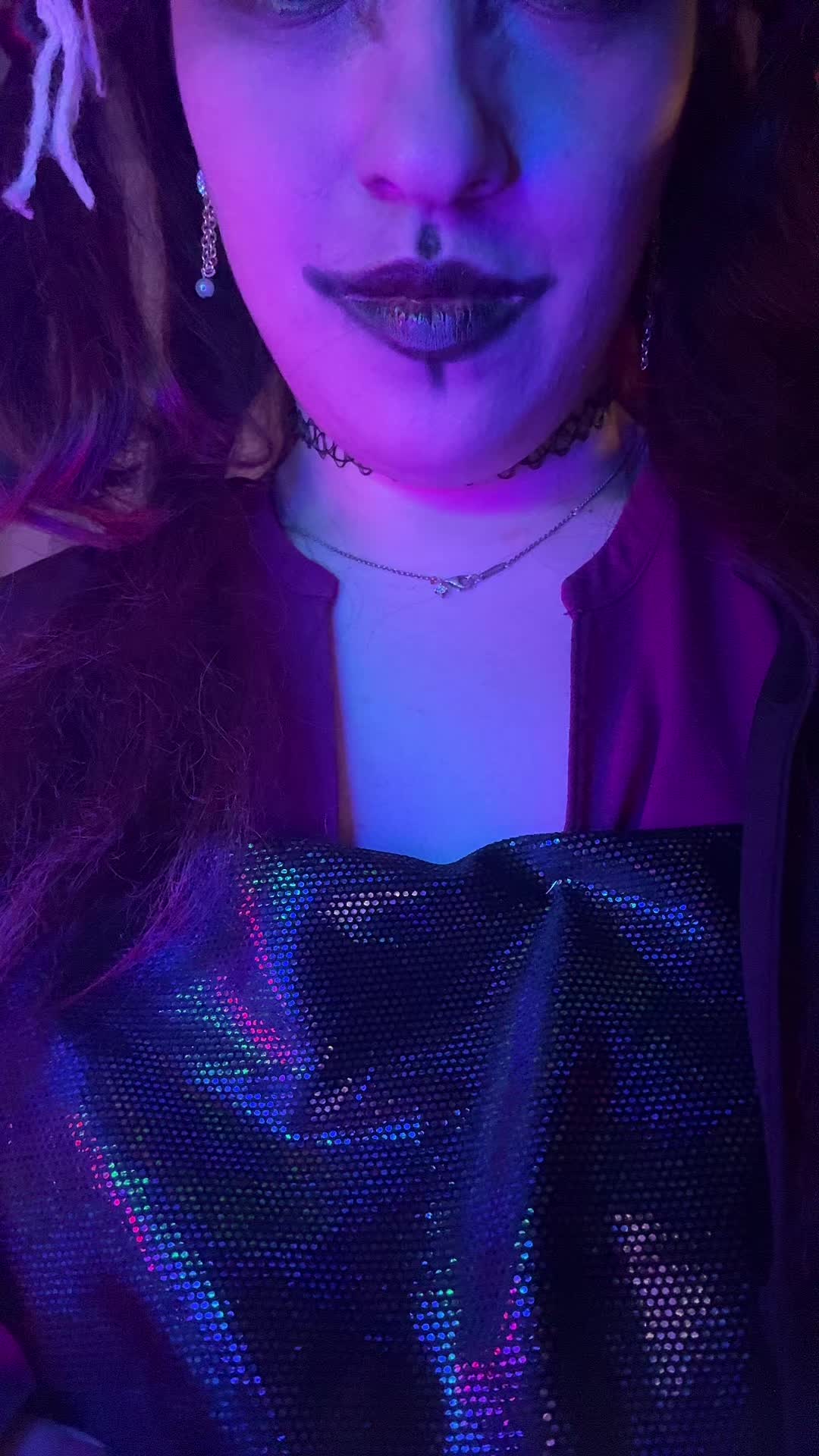 @Sarah 🩵🎶