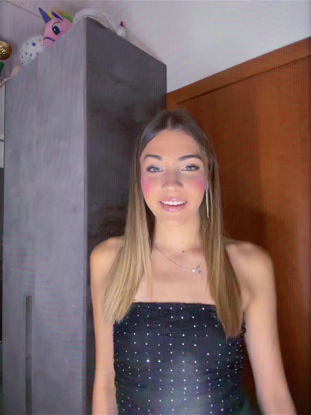 @𝐿𝓊𝒹𝑜𝓋𝒾𝒸𝒶🤍