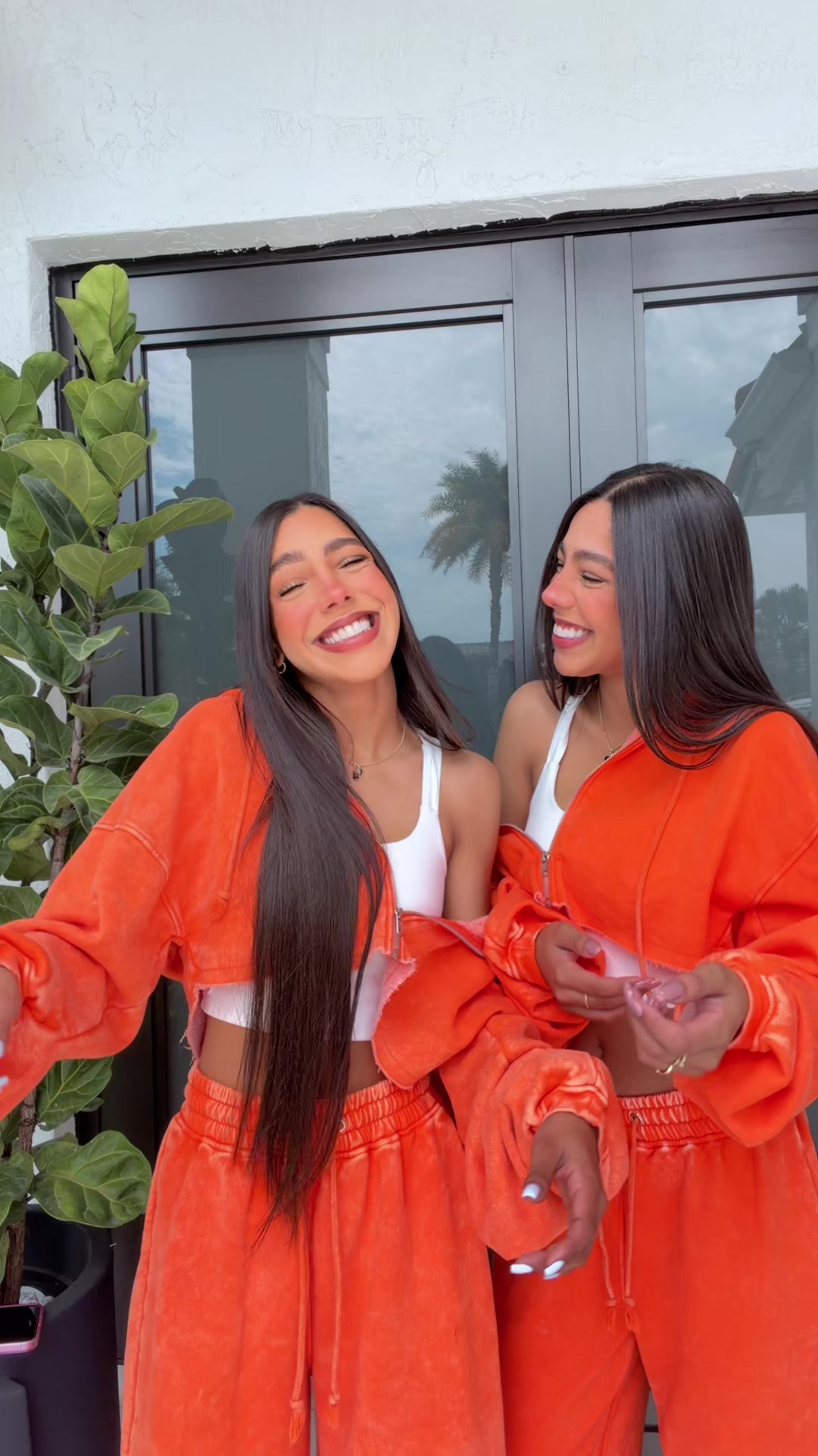 @Pedraza_twins