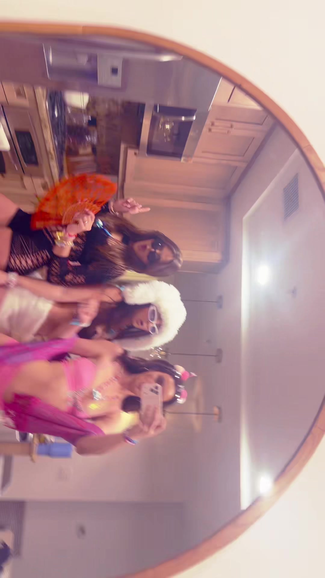 @Kiki