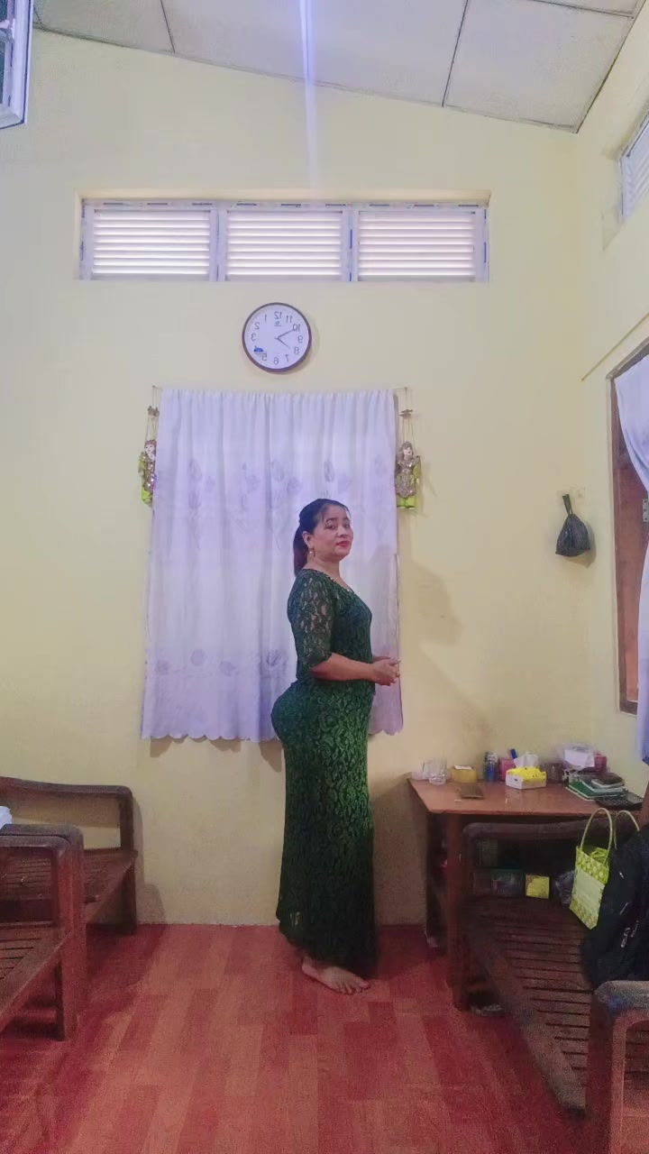 @Sandar_Thein_Official