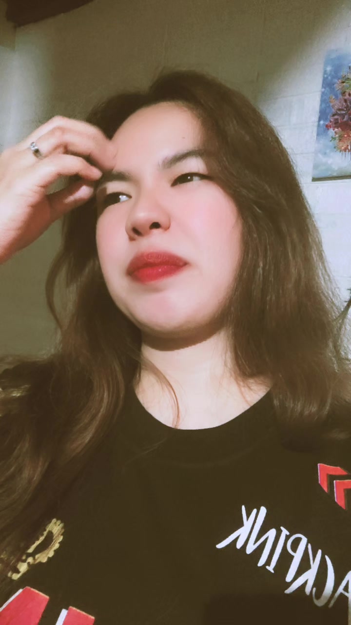 @🐼