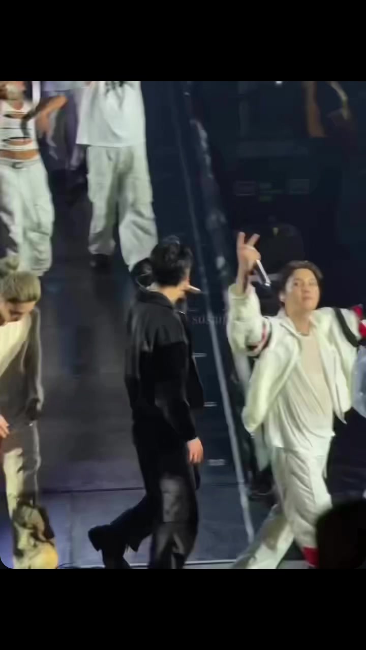 @Vkook<🇰🇭