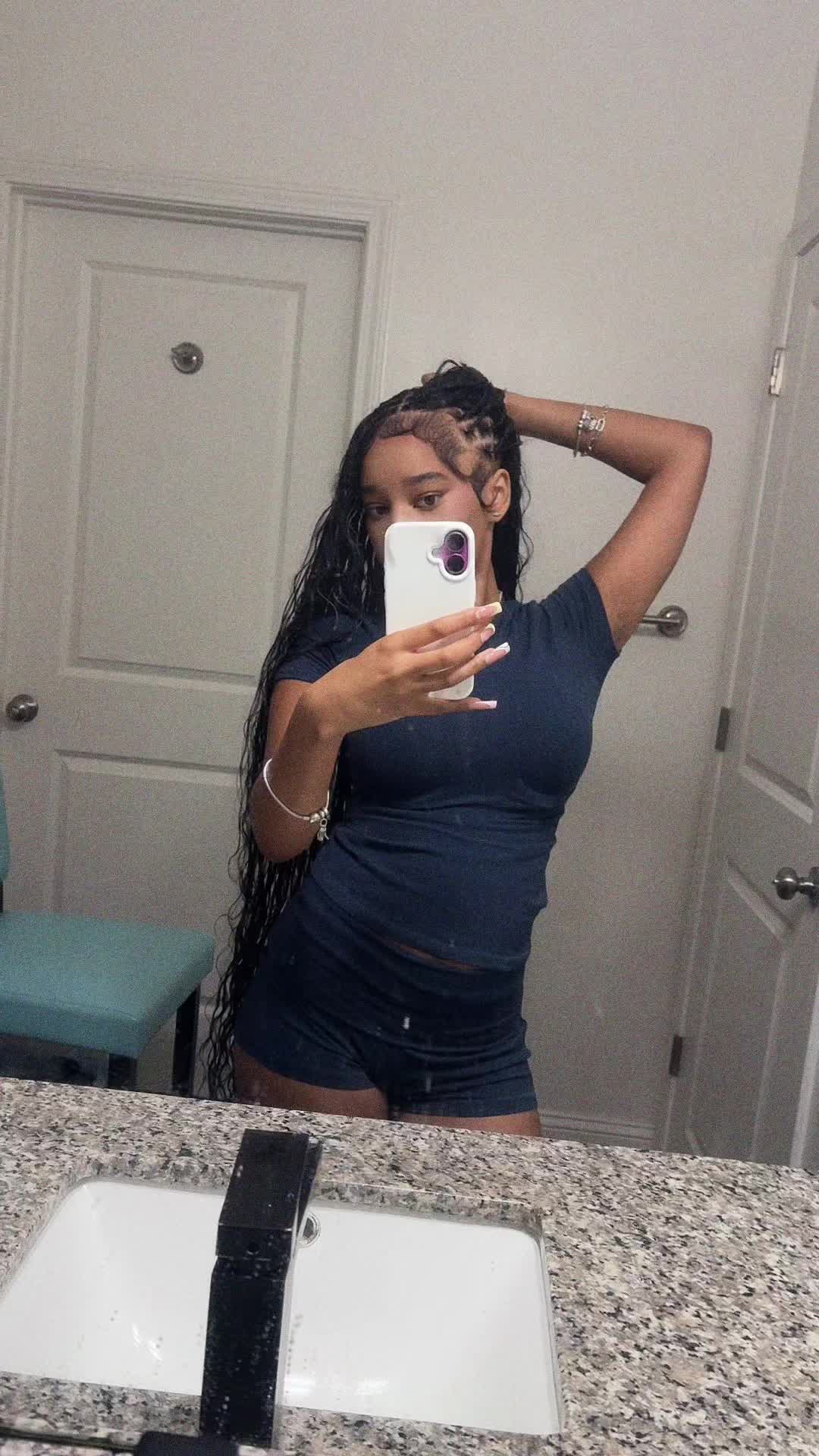 @liv
